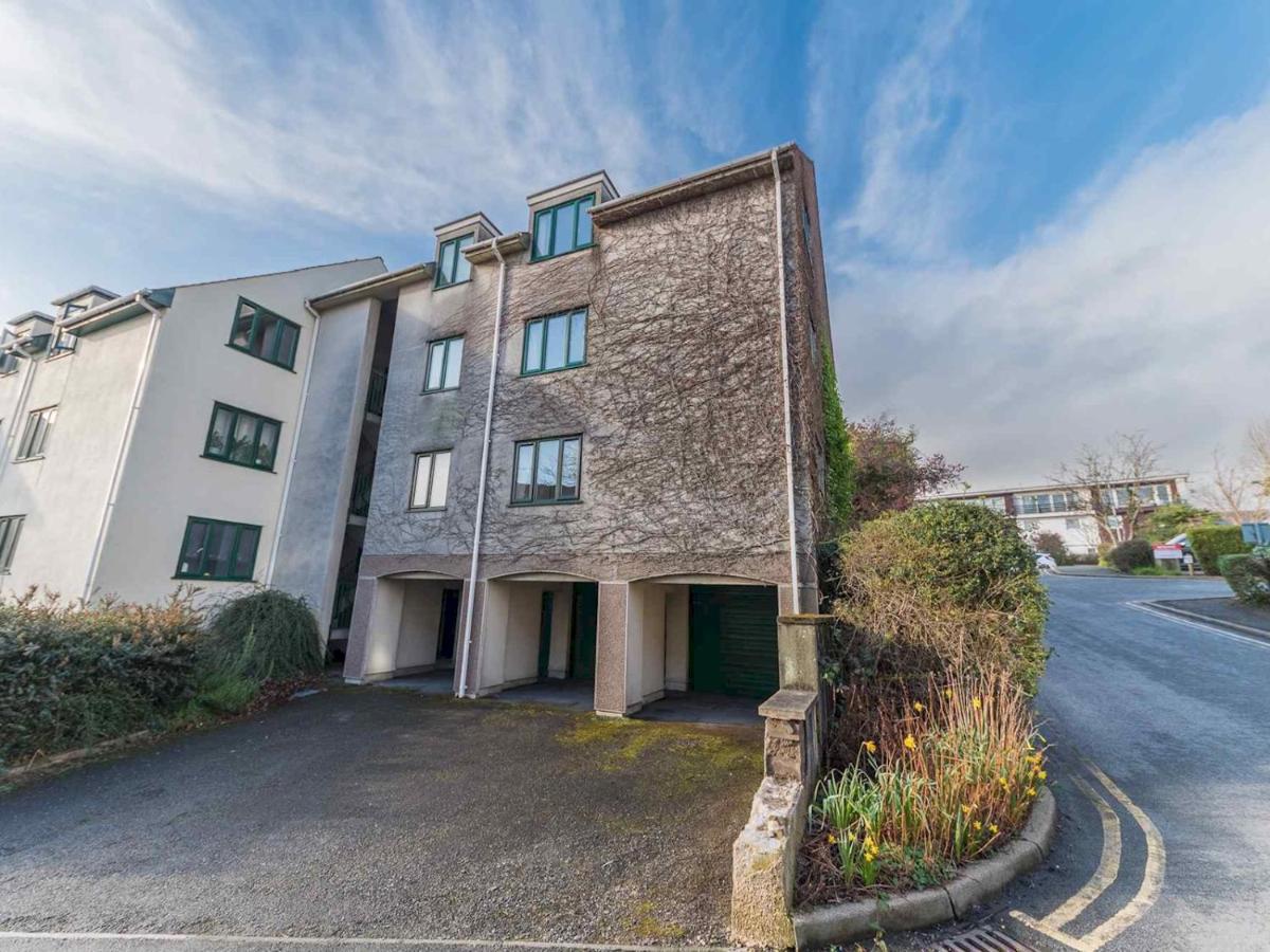 Pass The Keys Comfortable 3 Bed In Central Bowness With Parking ウィンダミア エクステリア 写真